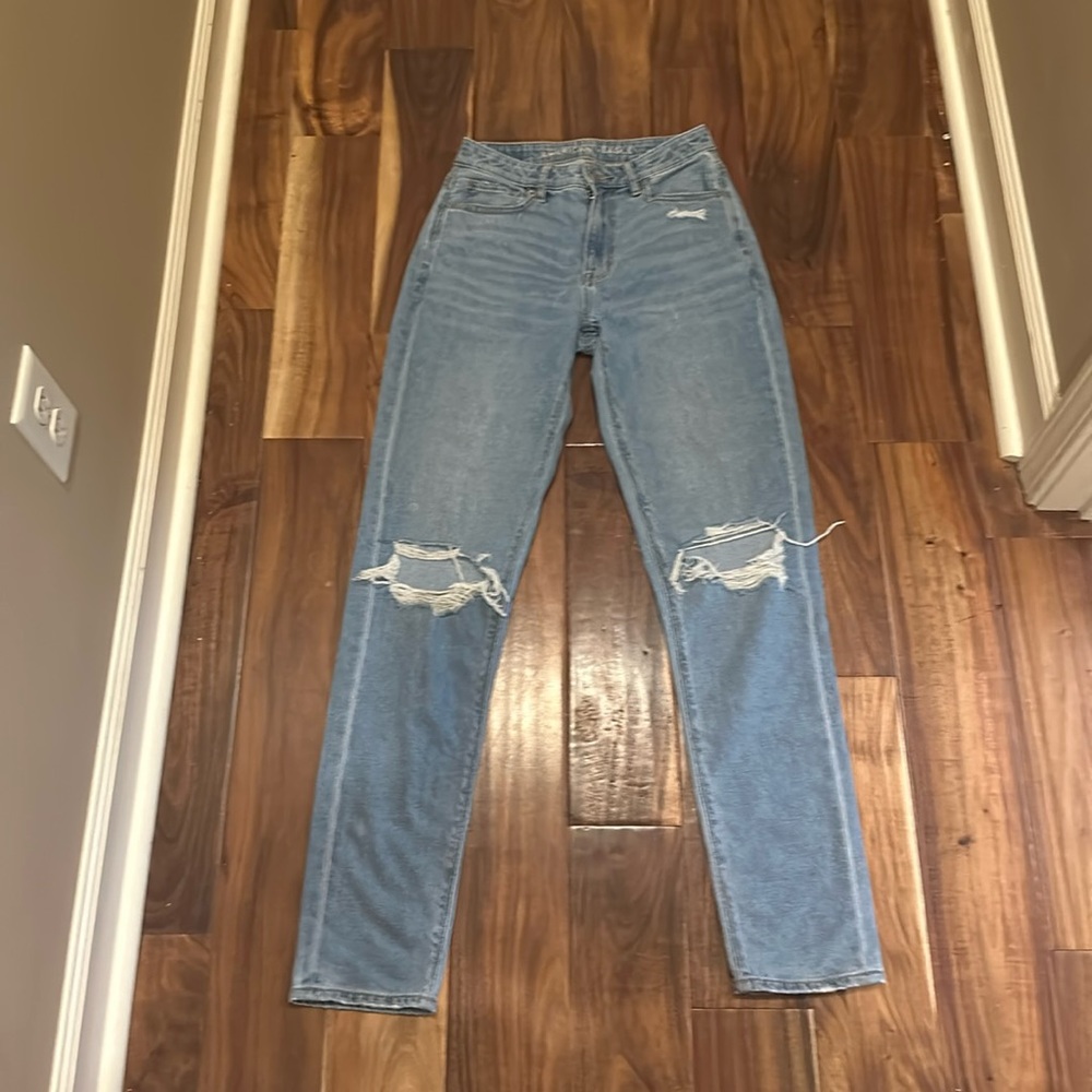 - AE Stretch Ripped Mom Jean 2 L